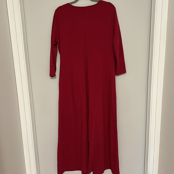 Chadwick’s Red Scoop Neck Pleated Dress - Picture 3 of 6